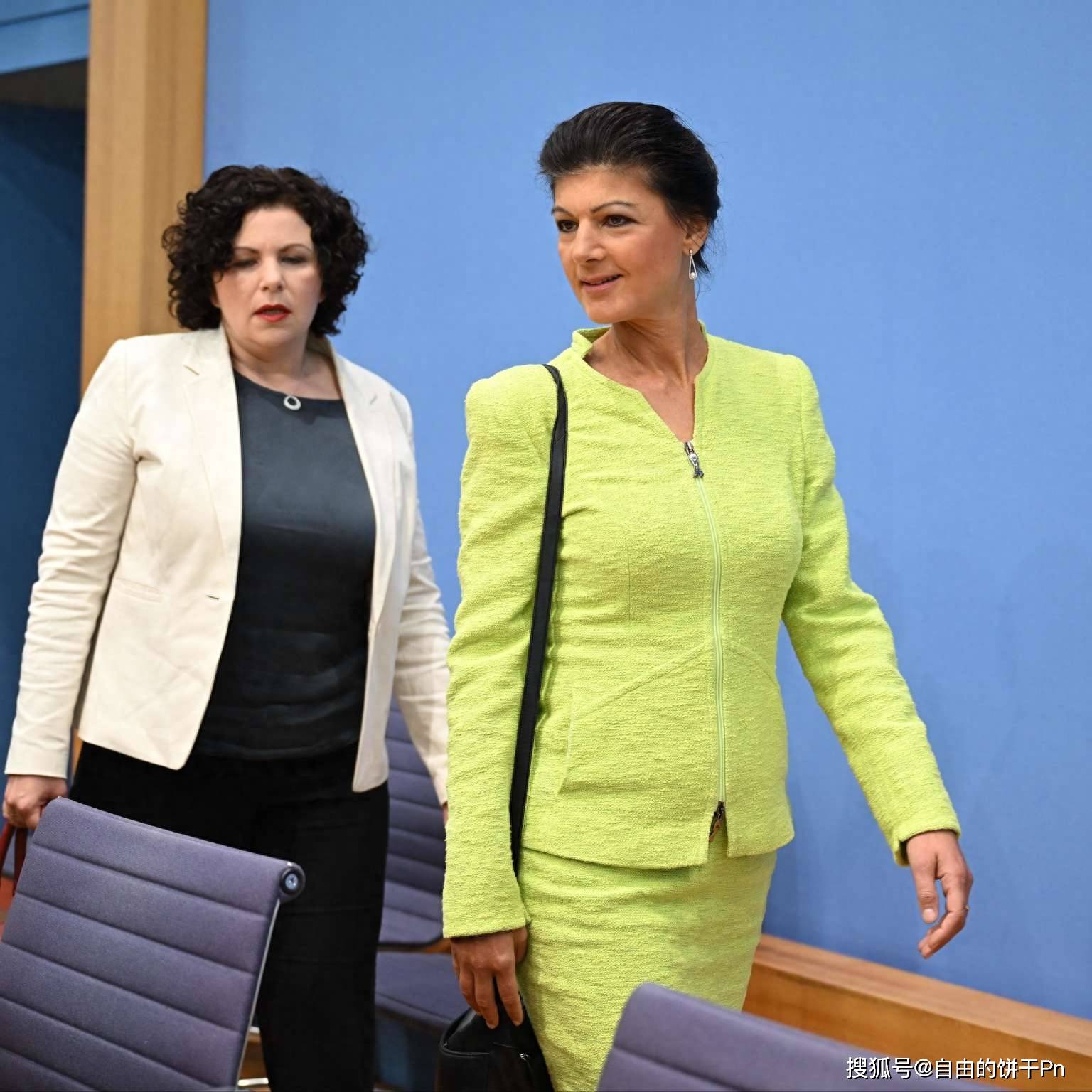 包含关键时刻萨克拉门托国王调整名单以备全明星赛；扳平良机环节打磨；气氛紧张；临场指挥获称赞的词条