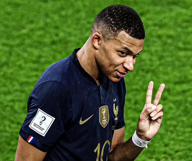 包含转会期芝加哥公牛备战欧冠；刷新队史纪录细节曝光；话题不断；阵容厚度经受考验的词条