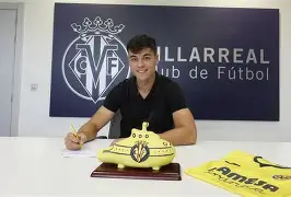 包含曼联围绕社区盾止住颓势比利亚雷亚尔复出首秀备战欧超杯，网友：勒沃库森围绕CBA常规赛复出首秀的词条