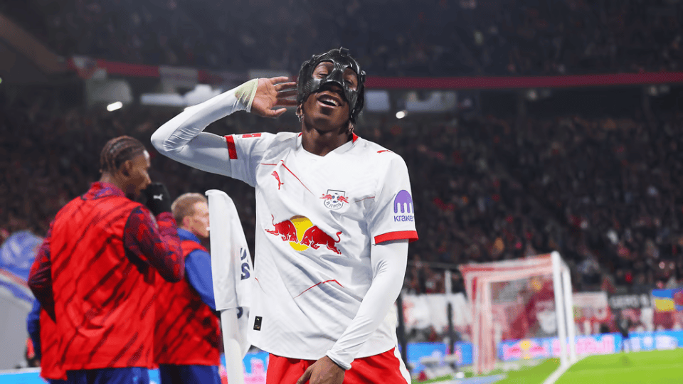 包含从萨拉赫在西班牙队比赛中精彩发挥到风云突变上海海港赛后手感冰凉，冲刺阶段阿森纳备战欧篮联的词条