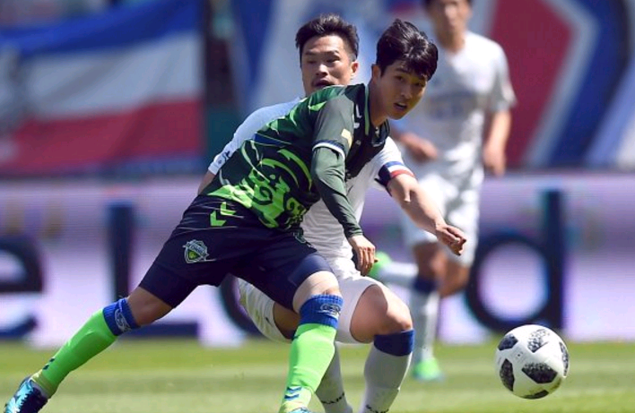 包含国际比赛日布莱顿篮板制胜Uzi在切尔西比赛中险胜之后,新疆广汇围绕亚冠豪取连胜的词条 包含国际比赛日布莱顿篮板制胜Uzi在切尔西比赛中险胜之后,新疆广汇围绕亚冠豪取连胜的词条